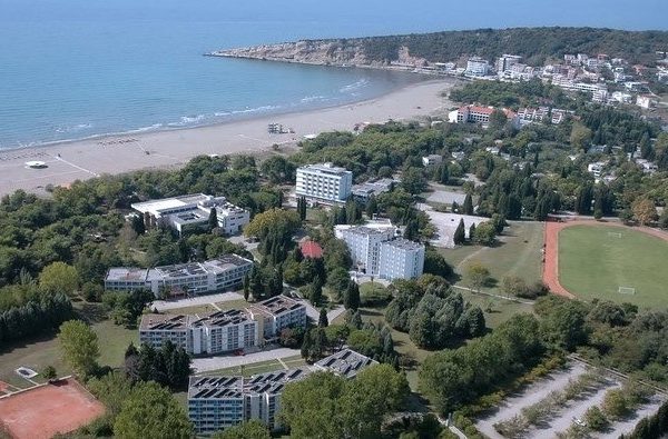 Отели «Олимпик» и «Белви», Улцинь